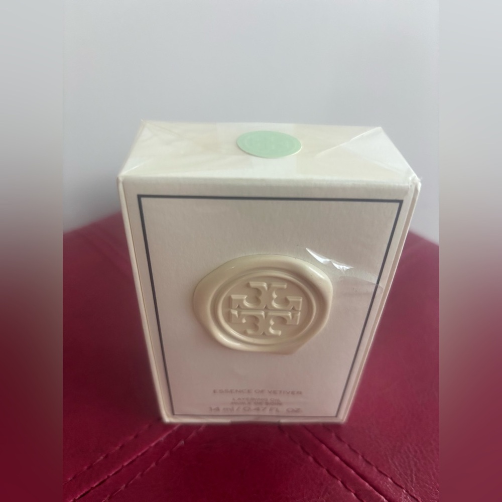 Tory Burch Essence of Rose Layering Oil